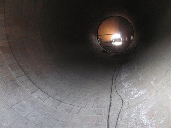 Refractory brick lining inside a rotary kiln